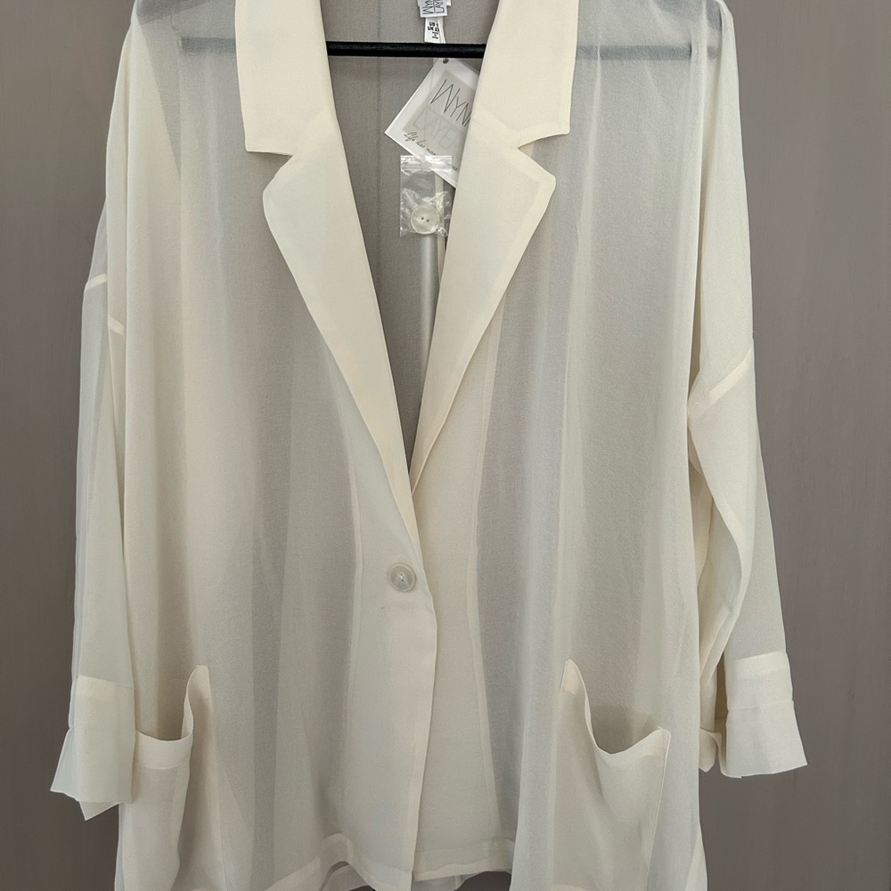 WynneLayers Oversized Chiffon Blazer NWT size 1X  - White Cloud